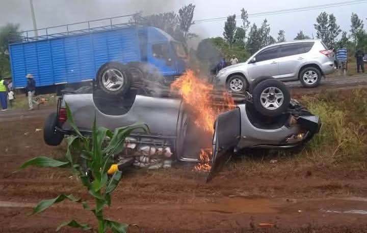 Kirinyaga Residents Set Miraa Pick-up Ablaze along Mwea-Embu Highway