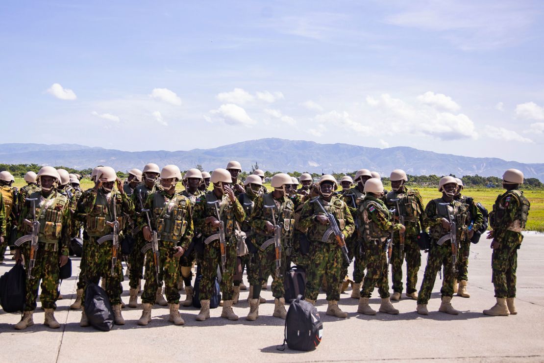 Kenyan police officer injured in Haiti security operation