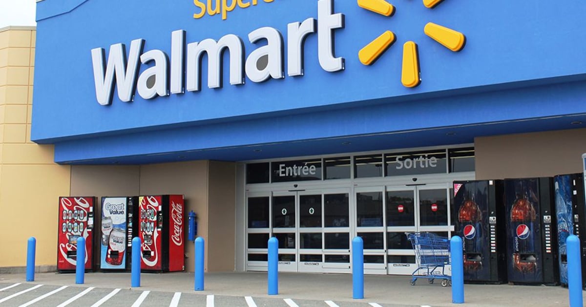 Walmart hits $1 trillion amid AI payoff, now competing with big tech